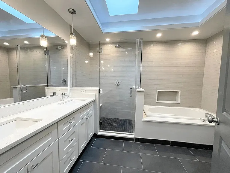 1334 N 7th St #2R — Photo 4