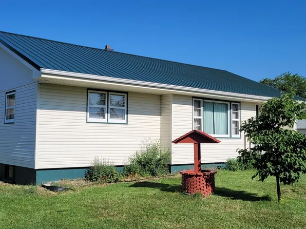 611 4th Ave, Max, ND 58759