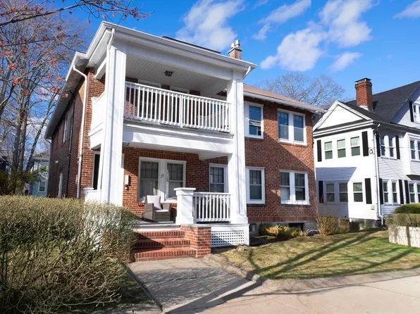 29 Pershing Rd #1, Jamaica Plain, MA 02130