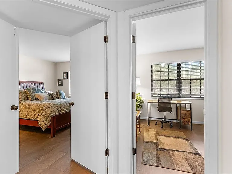 19505 Quesada Ave — Photo 22