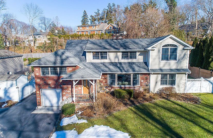 156 Bay Rd, Halesite, NY 11743 Zillow