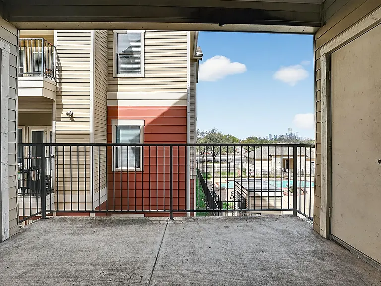 1901 Crossing Pl #1302 — Photo 20