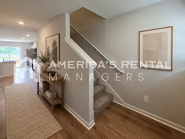 4139 Hudson Ct — Photo 5