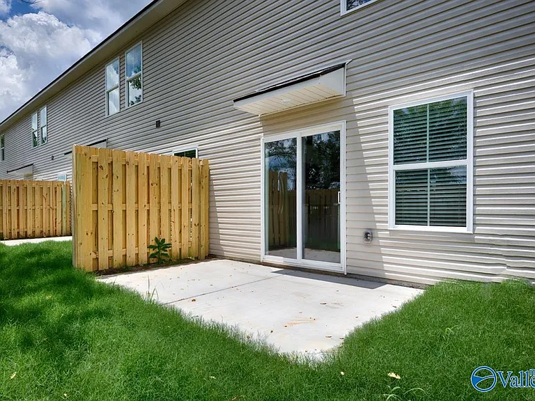 4121 Hudson Ct — Photo 20