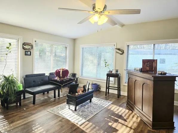 502 Case Rd, Prospect, TN 38477