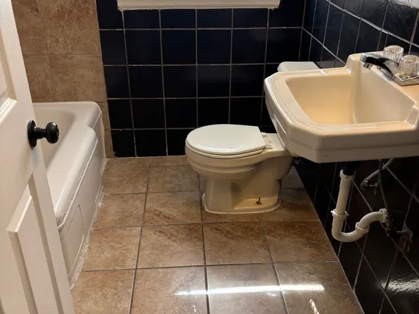 3733 Vernon Ave, Memphis, TN 38122