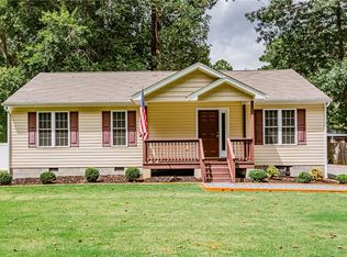 6720 Lakemont Rd, Quinton, VA 23141