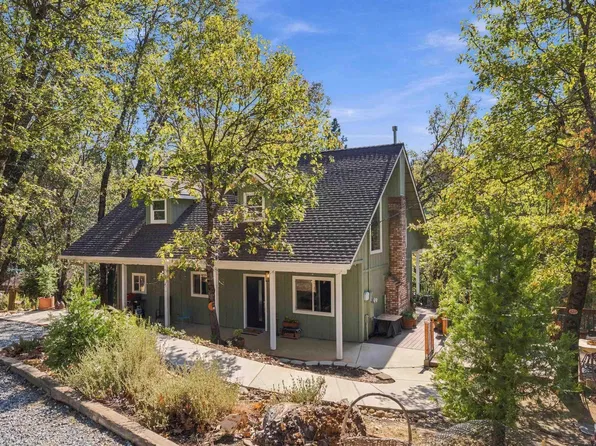 17093 Palomino Ln, Sonora, CA 95370