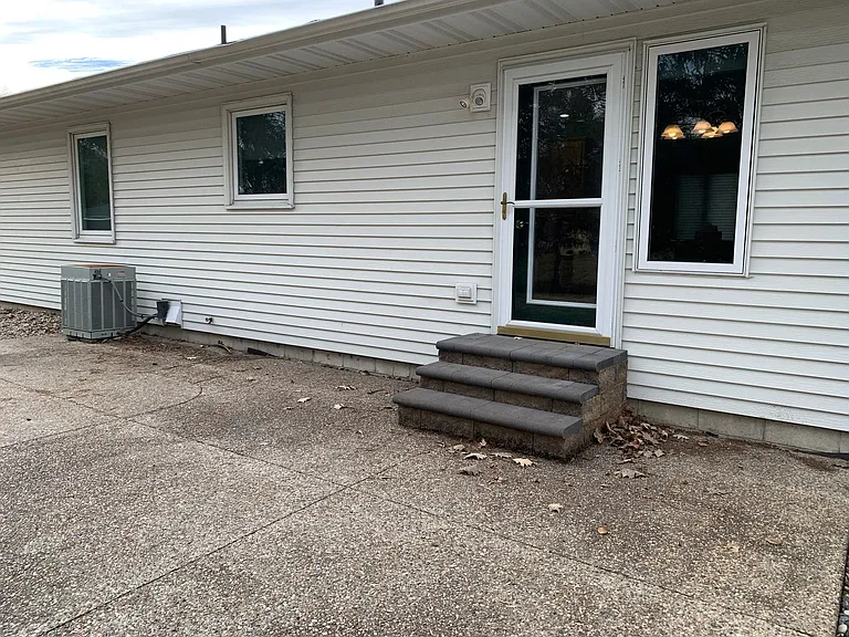 1120 Lewis Ave SW — Photo 40