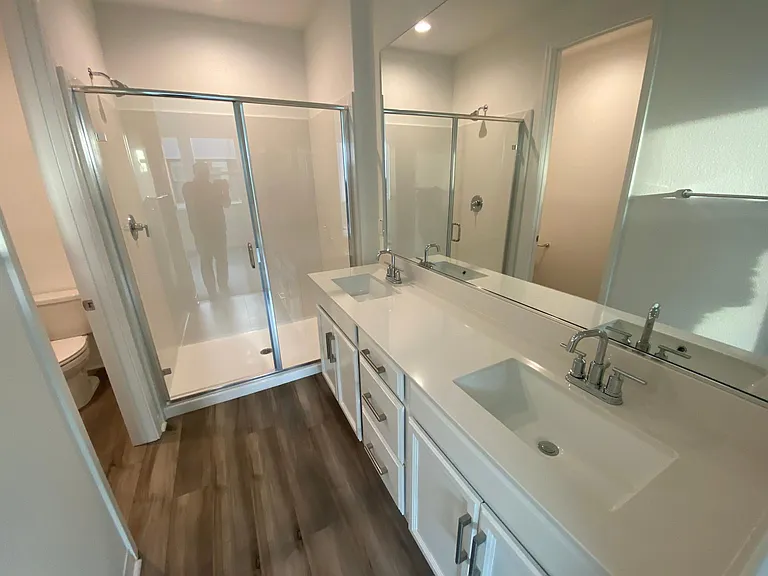 136 Sawbuck — Photo 19