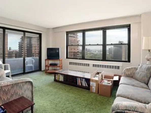 413 Grand Street image 1 of 7