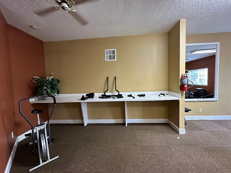 602 Kenwick Cir #205 — Photo 31