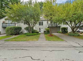 30 Woodland Park Dr #30, Haverhill, MA 01830