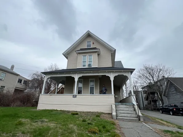 173 Branch St #4, Lowell, MA 01851