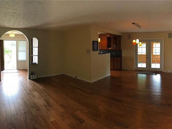 2nd image of 7811 Hidden Hollow Dr