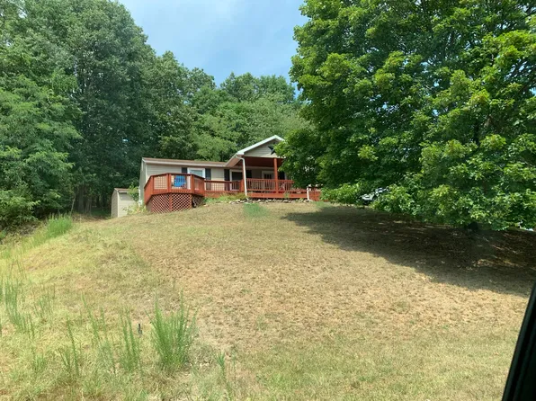 12000 McKinley Dr, Hancock, MD 21750