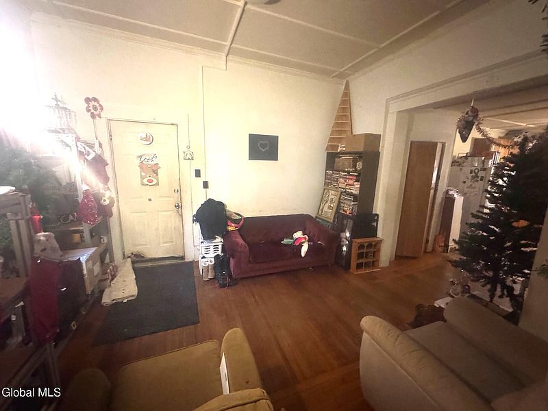 4th image of 79 Central Terrace