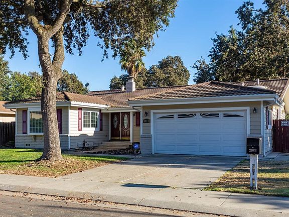3rd image of 2962 Monticello Dr