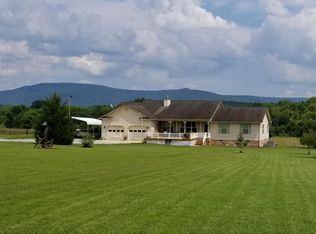 329 Kelly Farm Estates Rd, Pikeville, TN 37367