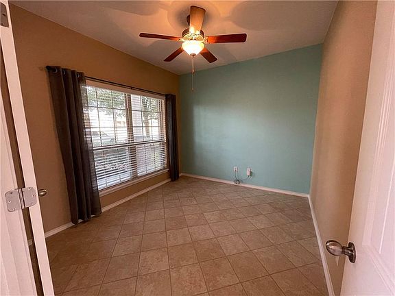 4th image of 1305 Grande Mesa Dr
