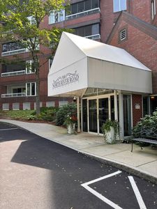 300 North River Road #112, Manchester, NH, 03104