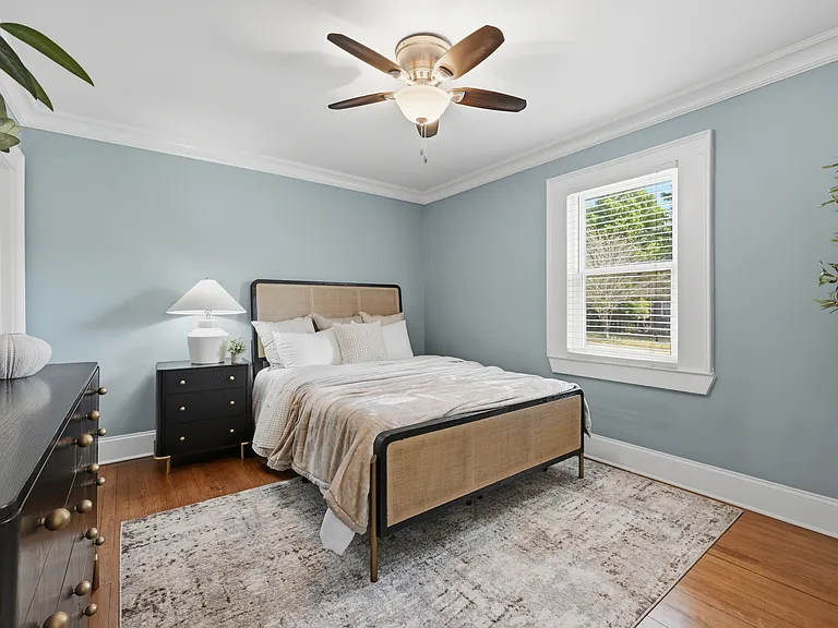 124 S Pettigrew St — Photo 4