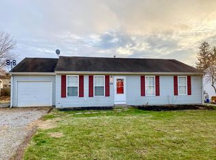 106 Pleasant Ct, Pleasantville, OH