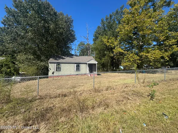 2885 Arbor Hill Dr, Jackson, MS 39212