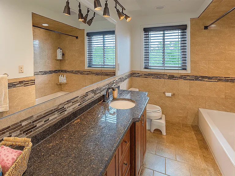 26311 Tennant St — Photo 12