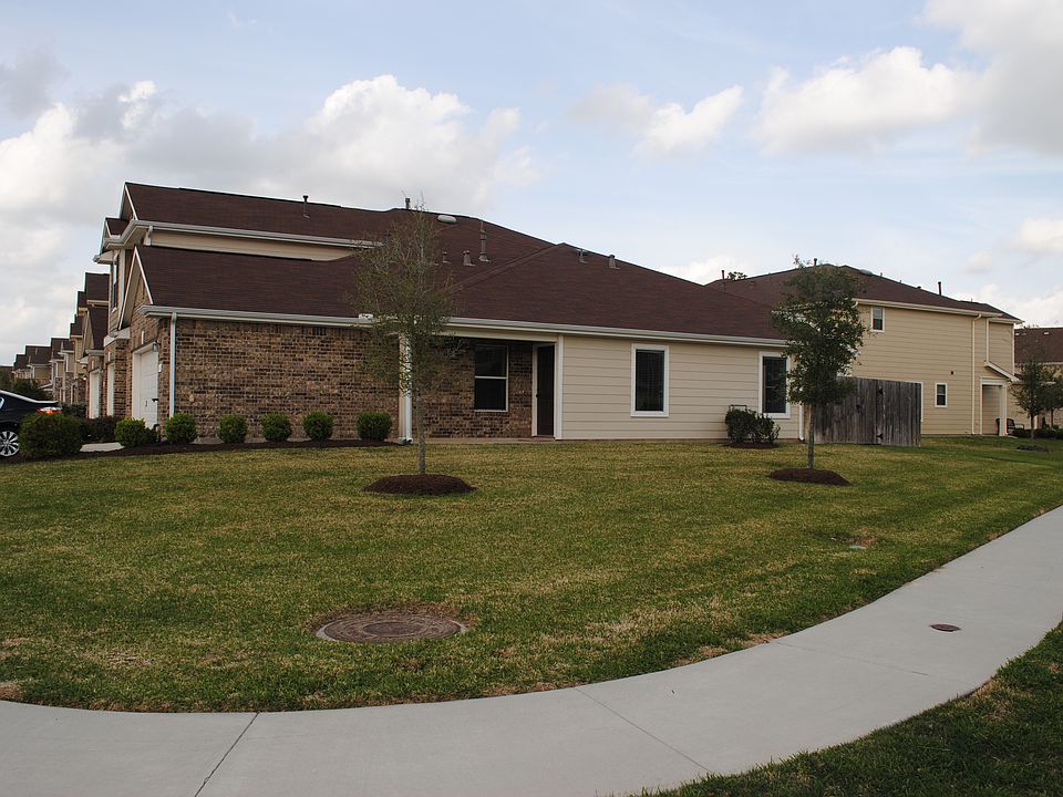 1st image of 16006 Sweetwater Fields Ln