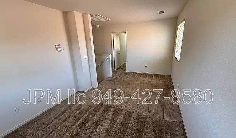 330 Bulluno Dr — Photo 8