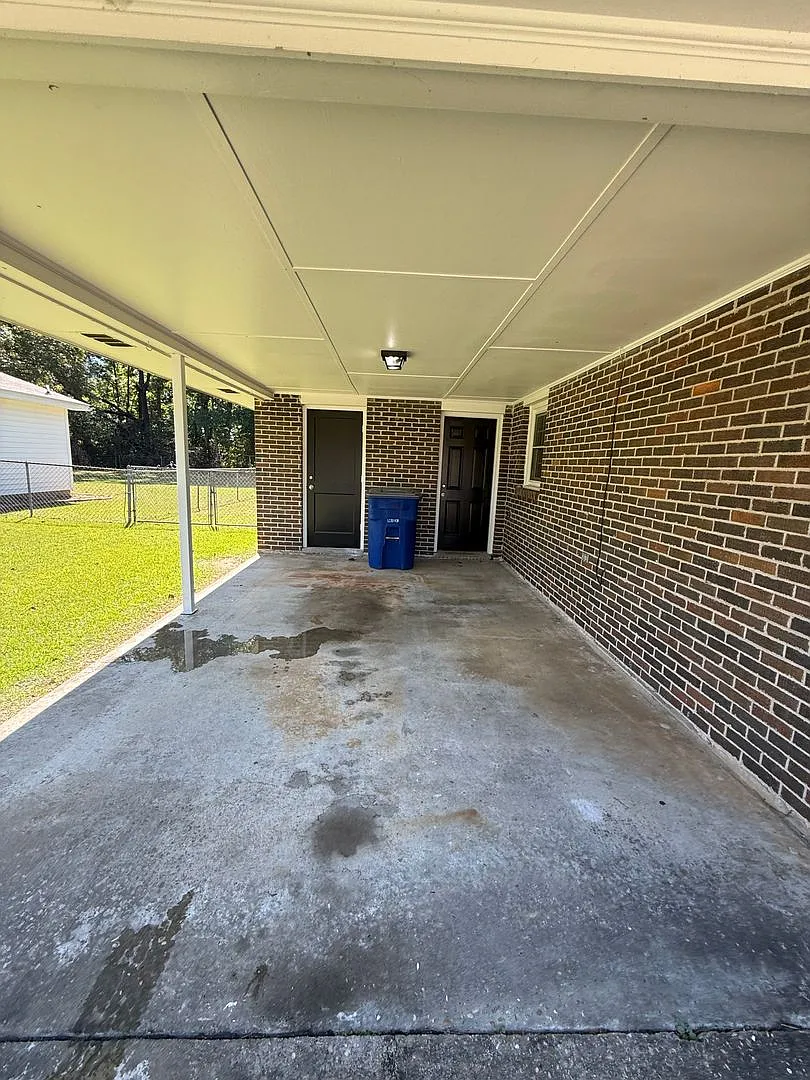 3 bed, 2.0 bath, 1534 sqft, $1,499 — Photo 3