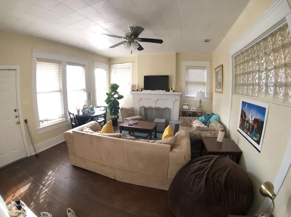 1006 W 22nd St #1, Austin, TX 78705