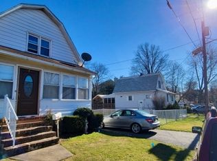 7 Vale St, Edison, NJ 08817