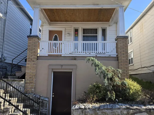 7 Orchard St, Glen Lyon, PA 18617