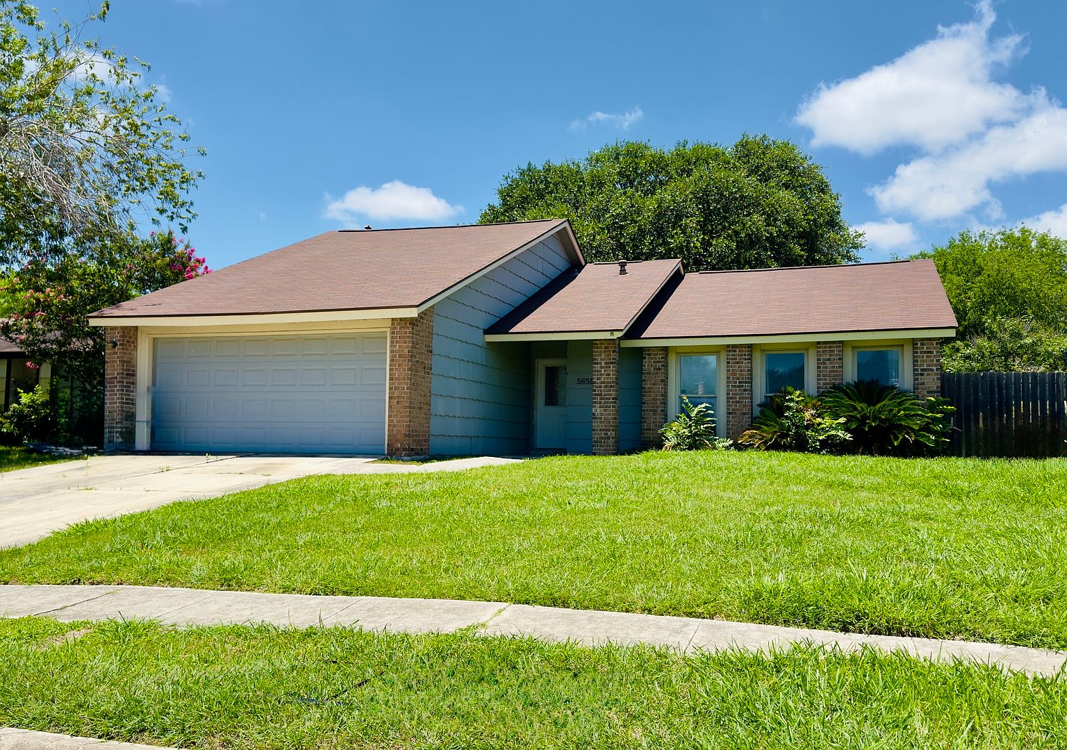 Seller-Finance SFH in san antonio, TX 78233 – $161,000 — exterior photo