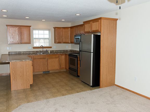 Kitchen with all appliances