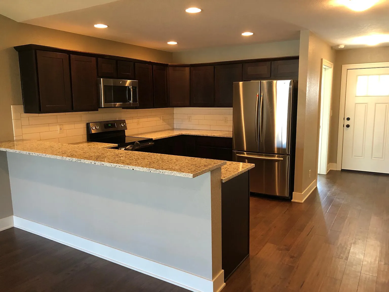 1222 NE 15th Ln — Photo 1