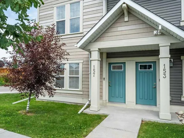 157 S Point Sq SW, Airdrie, AB T4B 0X2