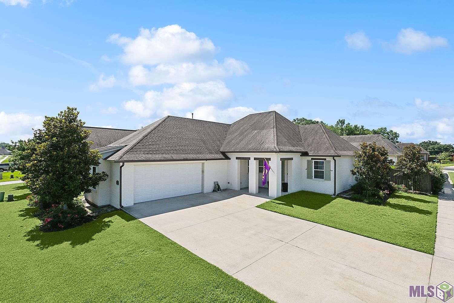 15223 Germany Oaks Blvd, Prairieville, LA 70769 | Zillow