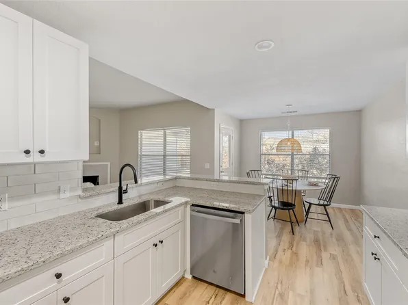 292 Spruce Dr, Kyle, TX 78640