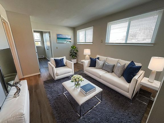 2nd image of 2227 Kenton St APT 4