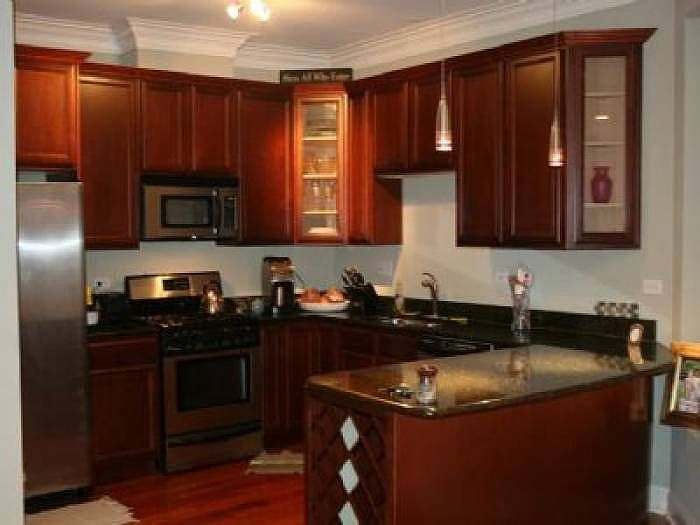 1st image of 6615 S Woodlawn Ave #2S