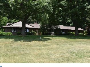 103 Jennifer Ln, Fleetwood, PA 19522