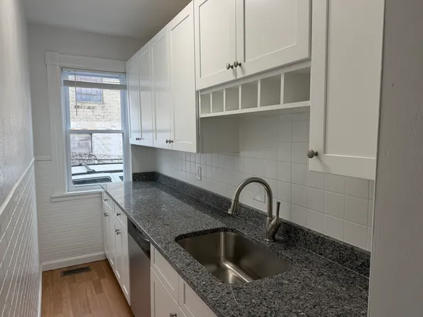 10 Acton St #1A, Worcester, MA 01604