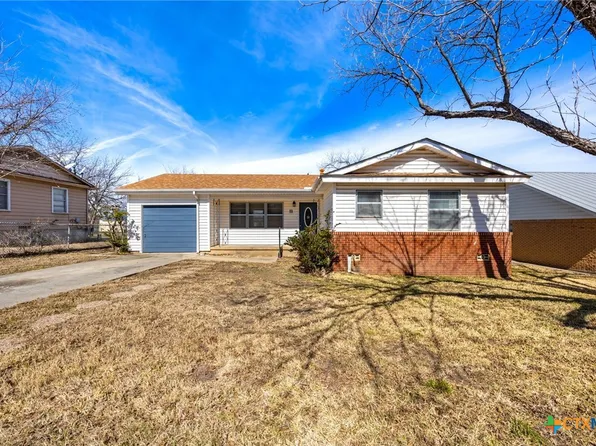 11 Bellaire Ave, Lampasas, TX 76550