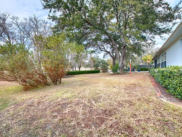 240 N Country Club Dr — Photo 55