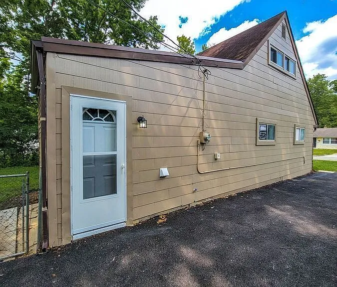 2177 Dawnlight Ave — Photo 29