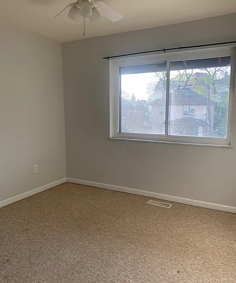 129 Baywood Ave #4-2B — Photo 8