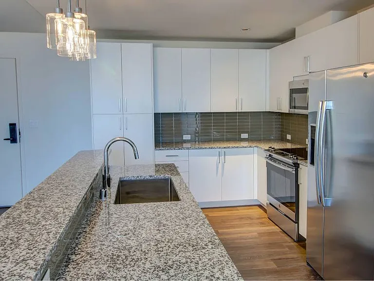 The Residences at OMNI Louisville — Photo 7